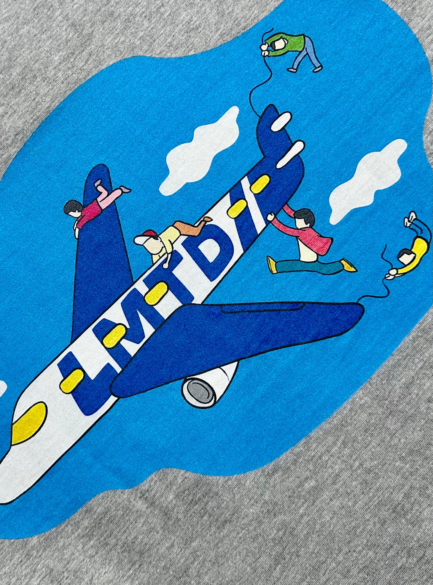 LMTD AIRPALNE TSHIRT